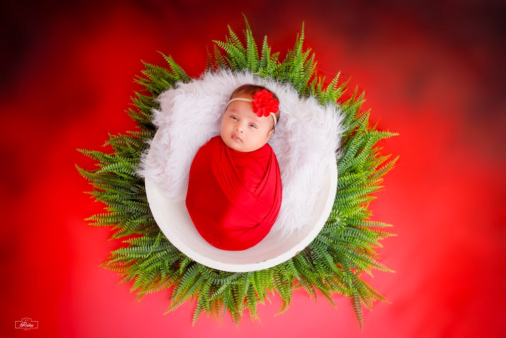Newborn Red Wrapping With Bowl Setup 118